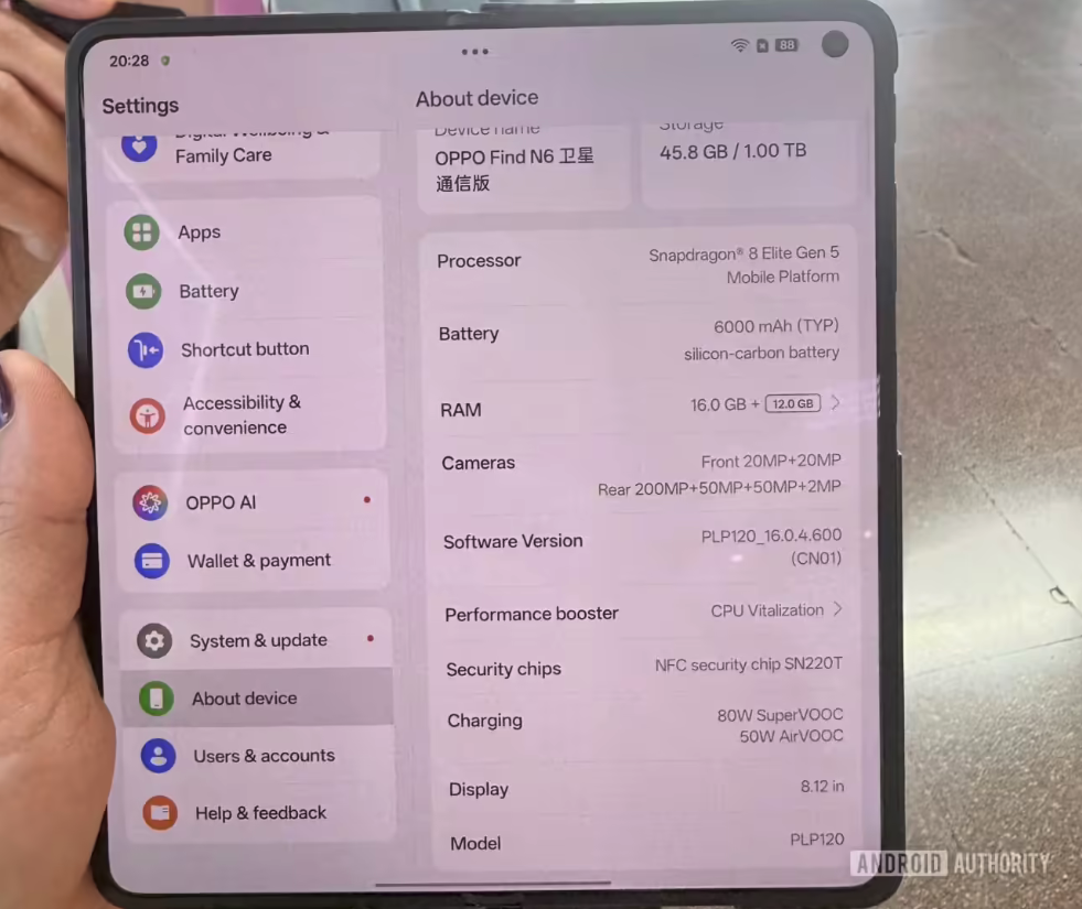 MWC 2026：OPPO Find N6折叠机上手曝光 无折痕内屏+骁龙8 Elite Gen 5加持